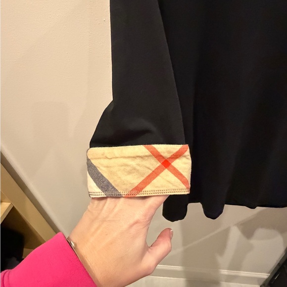 Burberry Scoop Neck Three Quarter Length Sleeve Tee with Checked Cuffs Medium - Picture 6 of 12